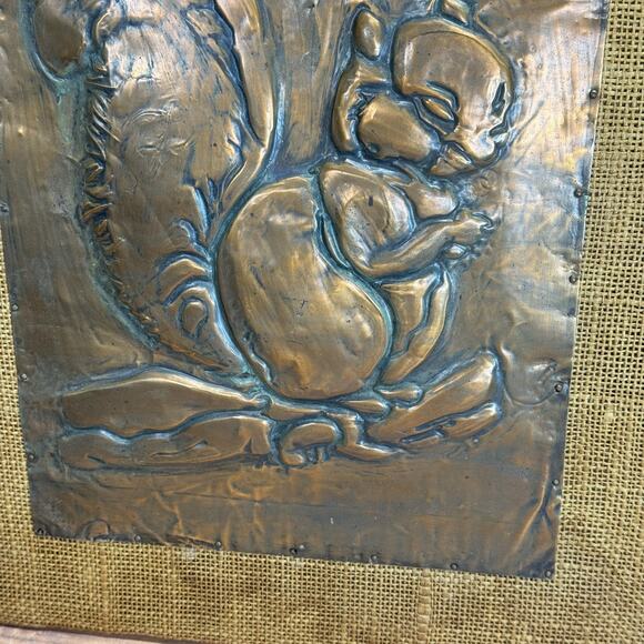 Vintage 3D Hammered Copper Art Wall Hanging Squirrel Fall Embossed Burlap Border - Picture 6 of 9